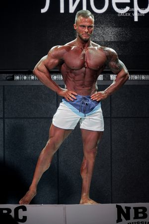 MEN'S PHYSIQUE